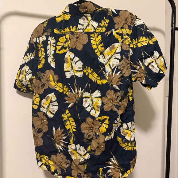 Banana Republic Men's Tropical Floral Shirt - Navy and Brown - Picture 2 of 2